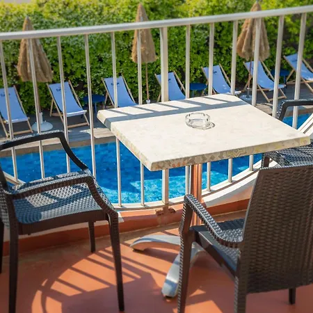 Europe Otel 3*